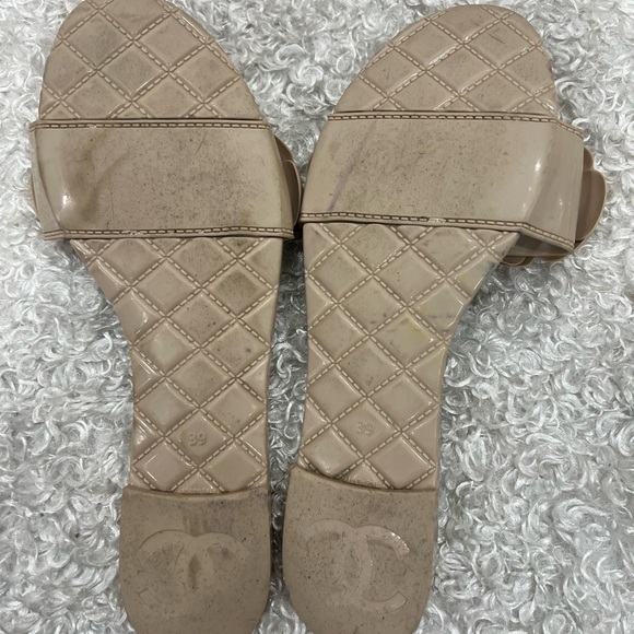 Chanel Camelia Flower PVC Jelly Sandals Light - Picture 5 of 12